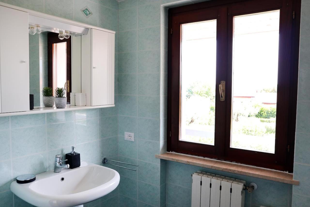Moniga del Garda Villa Al Porto מראה חיצוני תמונה