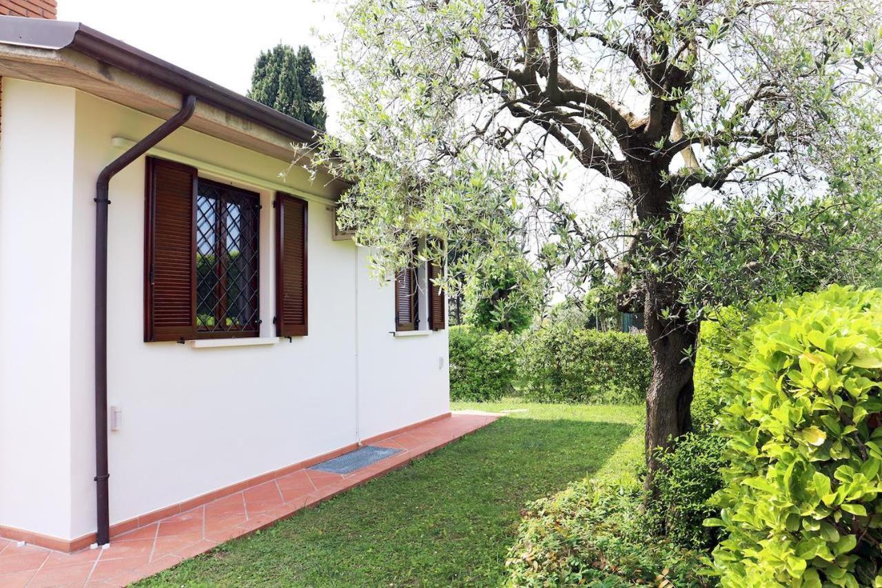 Moniga del Garda Villa Al Porto מראה חיצוני תמונה