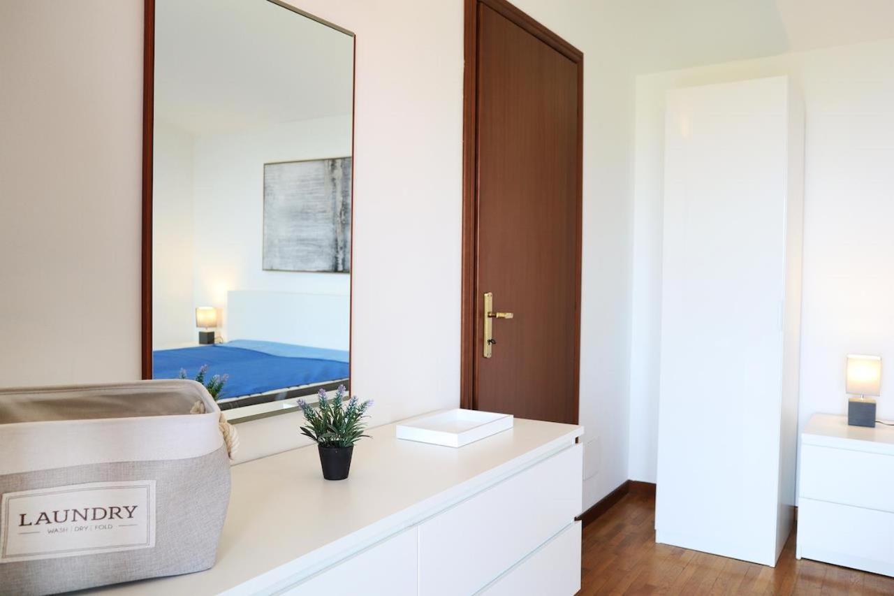 Moniga del Garda Villa Al Porto מראה חיצוני תמונה
